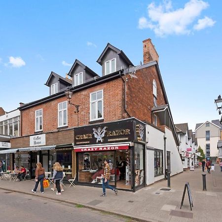 Town Center Apartment In Bishops Stortford Birchanger Bagian luar foto